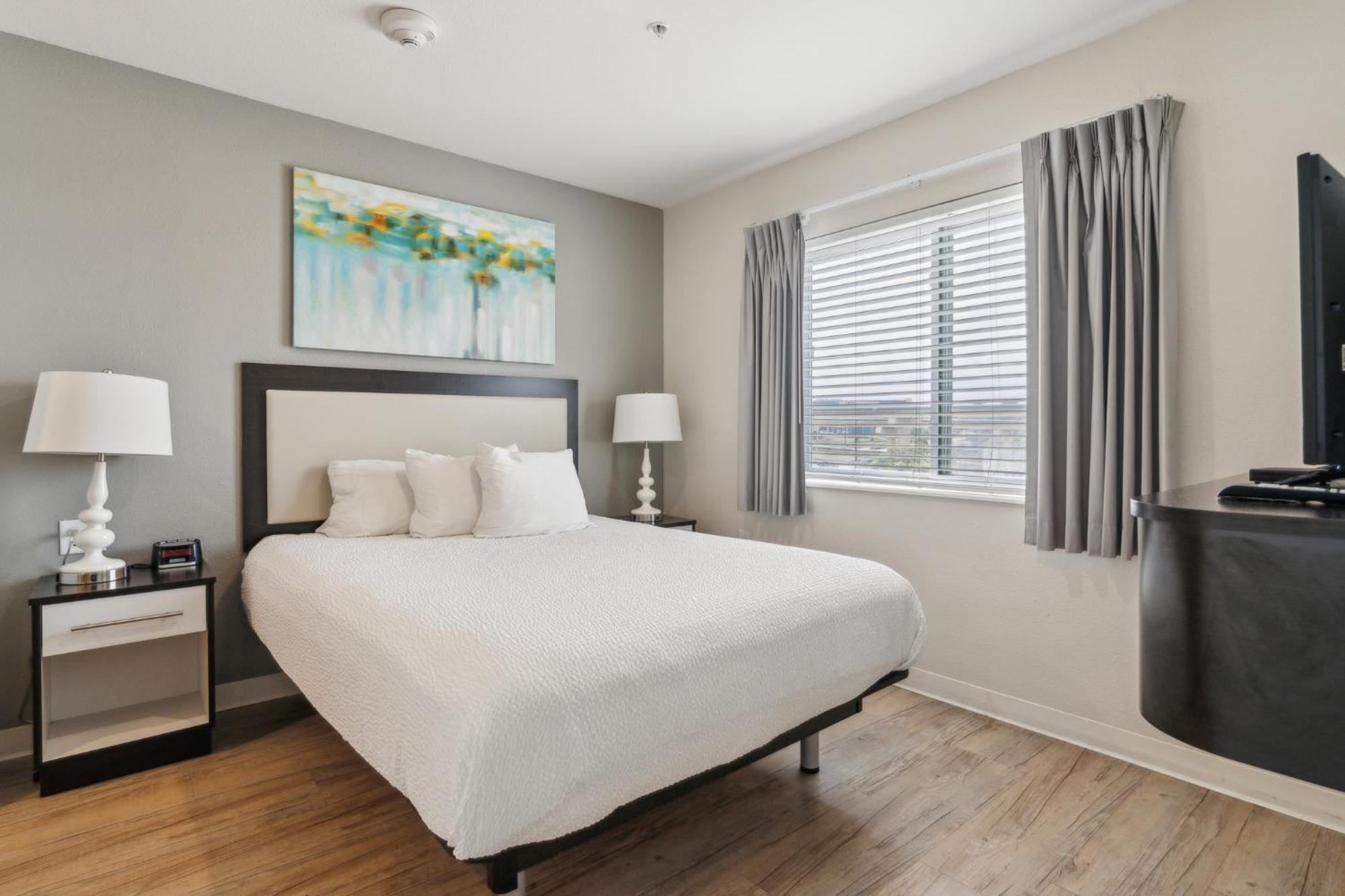 Simplicity At The Rim 1404 I Comfy 2 Bed 2 Bath * San Antonio