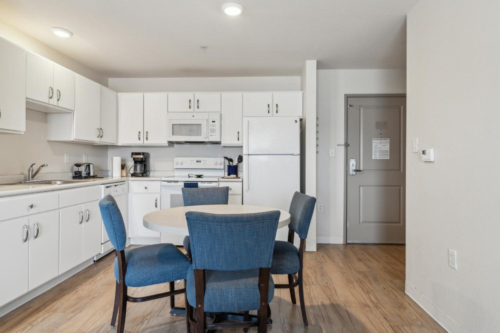 Simplicity At The Rim 1404 I Comfy 2 Bed 2 Bath San Antonio