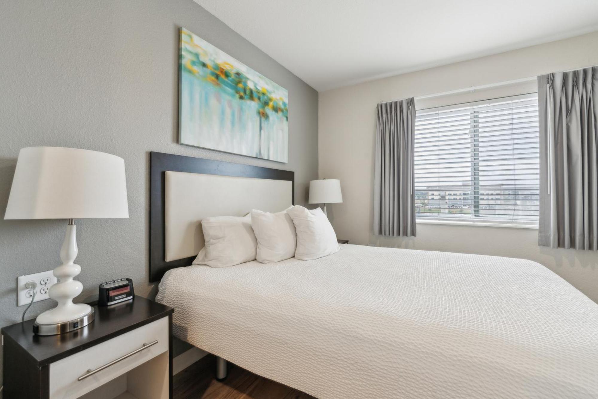 Apartment Simplicity At The Rim 1404 I Comfy 2 Bed 2 Bath *